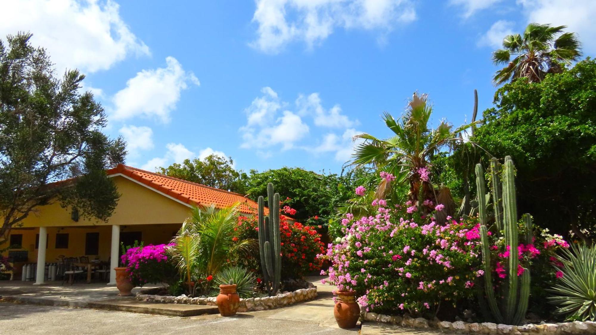 Lagun Blou Resort Exterior photo